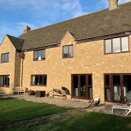 Hotel Weston Grounds Farm Exterior foto